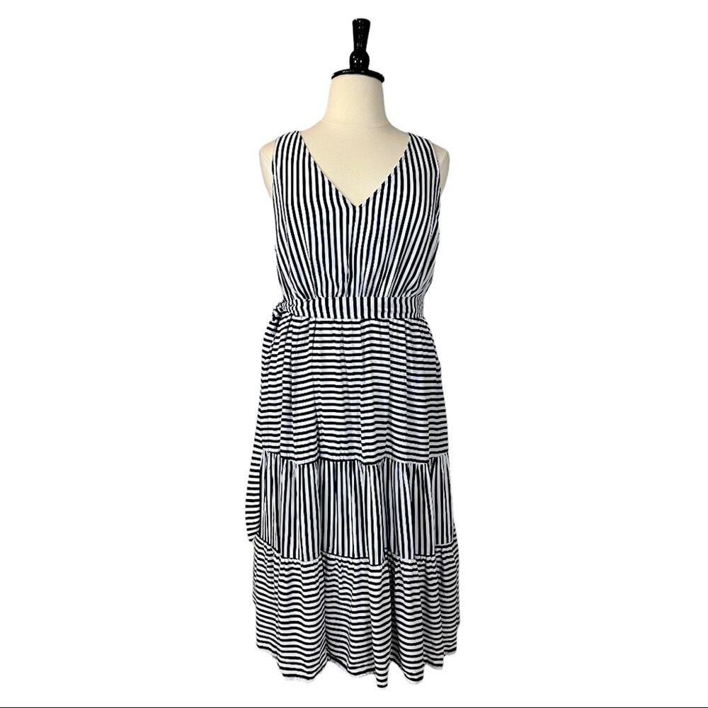 Torrid NEW Midi Dress Sleeveless V-neck Tiered White Blue Stripes Size 2X/18-20